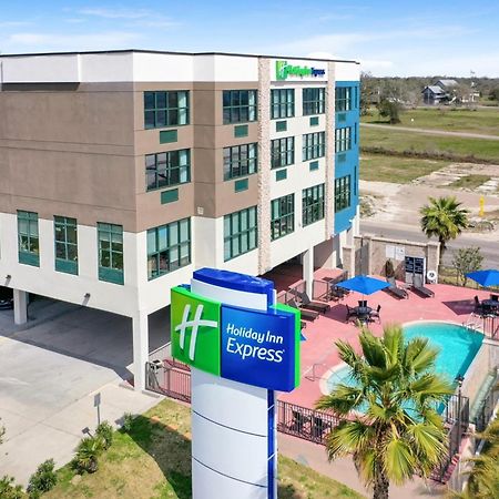 Holiday Inn Express - Gulfport Beach By Ihg Exterior foto