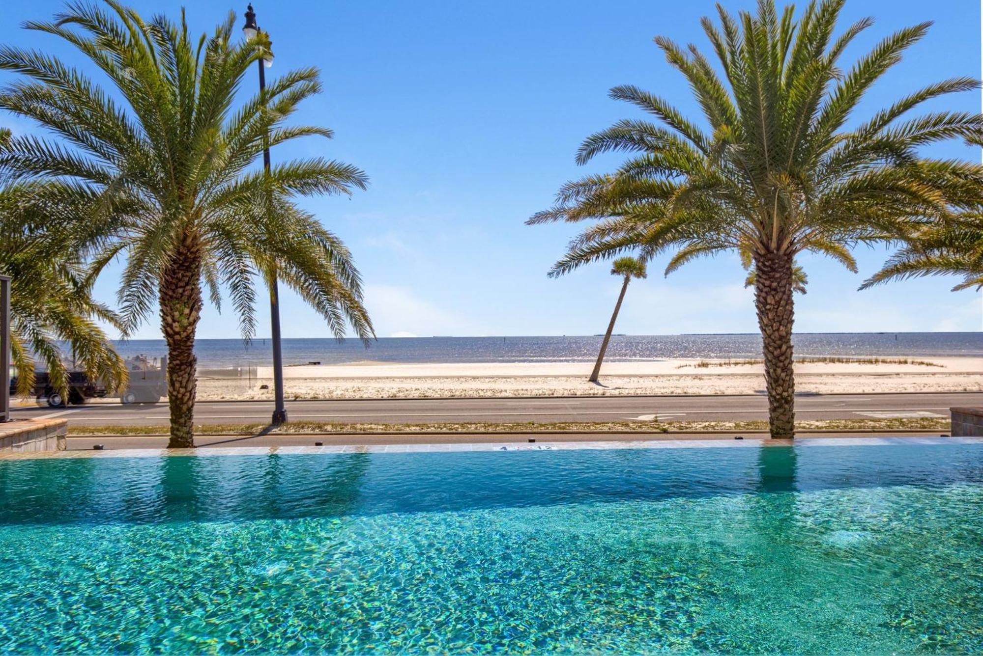 Holiday Inn Express - Gulfport Beach, An Ihg Hotel Exterior foto