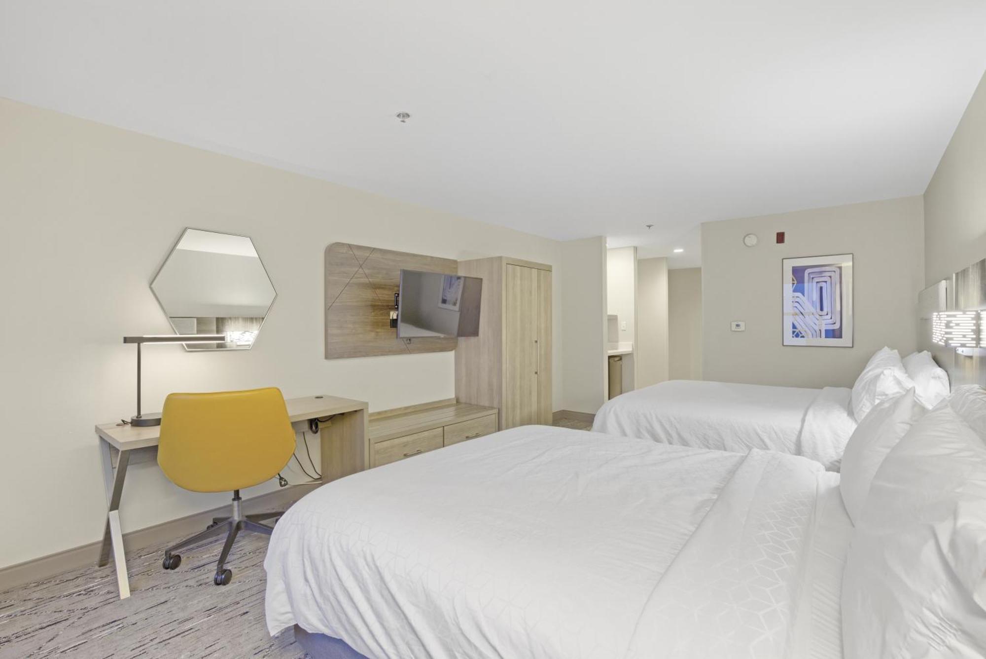 Holiday Inn Express - Gulfport Beach By Ihg Exterior foto