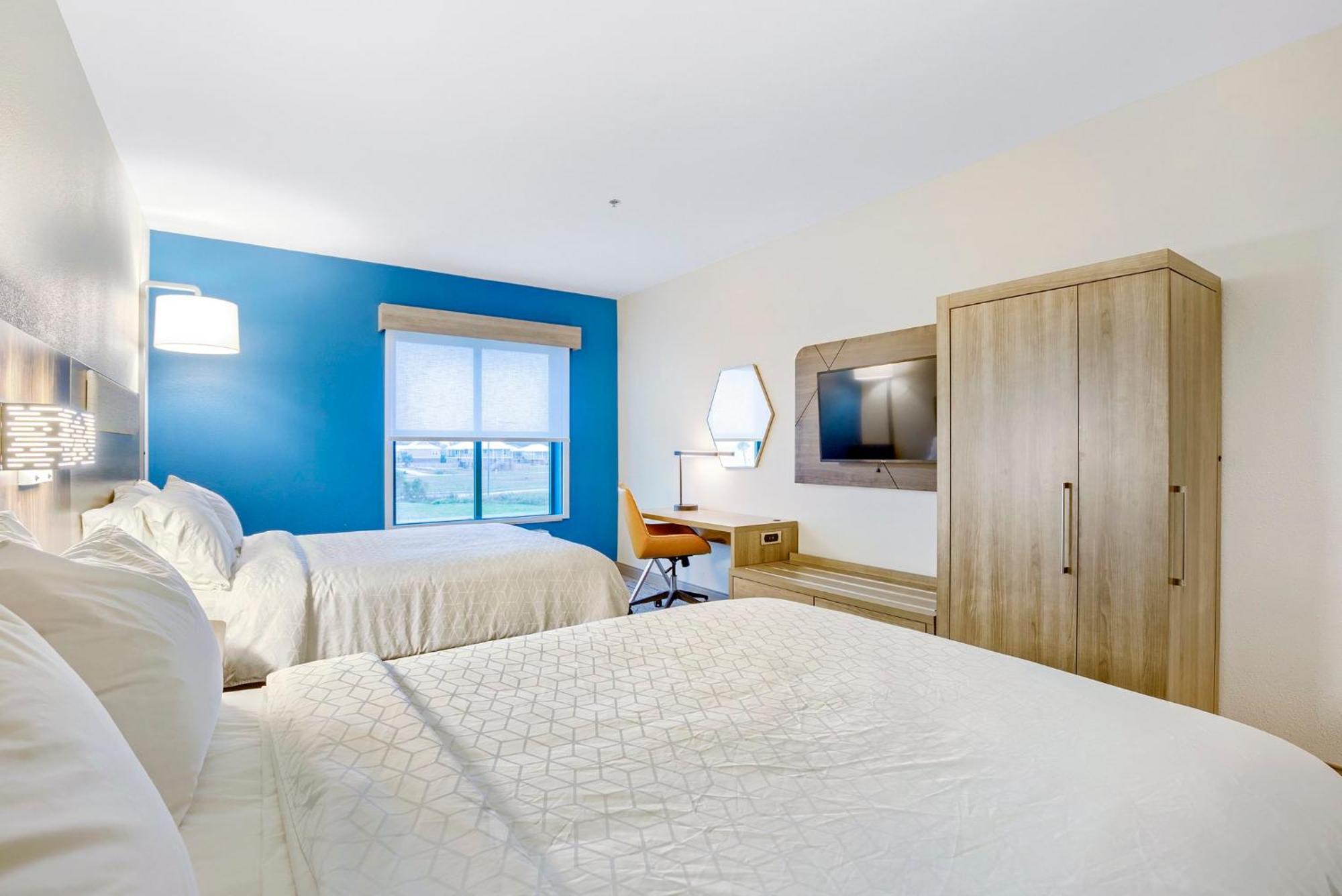 Holiday Inn Express - Gulfport Beach By Ihg Exterior foto